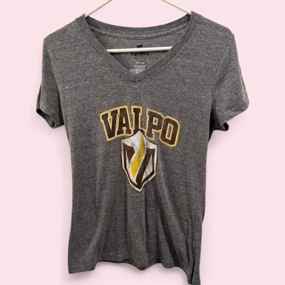 Fanatics Women's Grey T-shirt